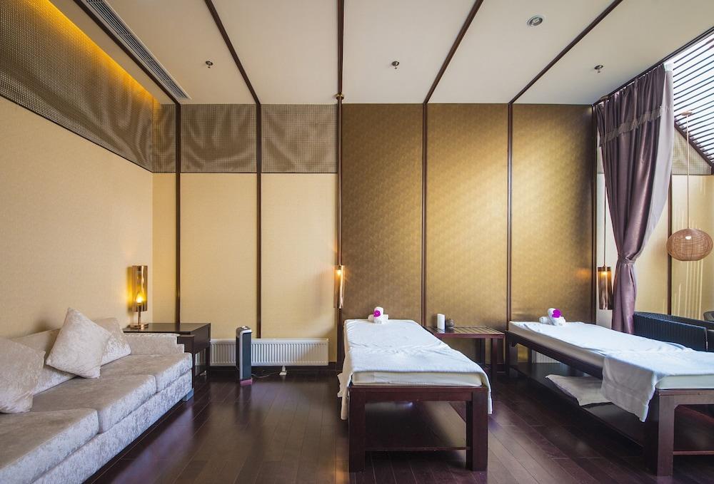 New World Dalian Hotel Zewnętrze zdjęcie