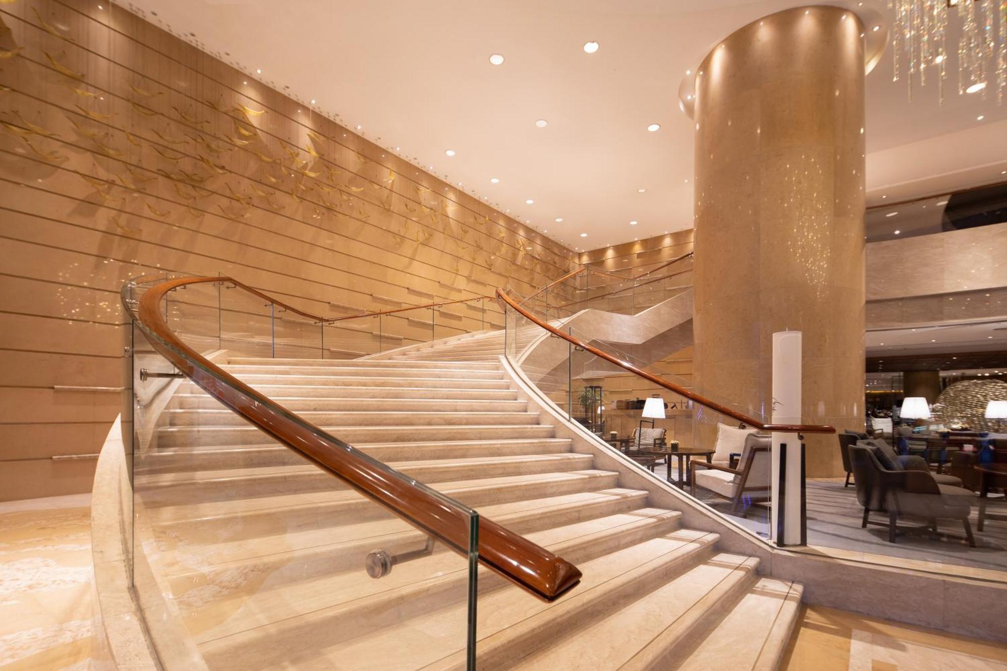 New World Dalian Hotel Zewnętrze zdjęcie